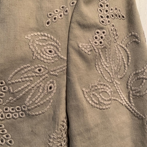 ‘Ellie Tahari’ Embelished Jacket - Taupe - Picture 5 of 7